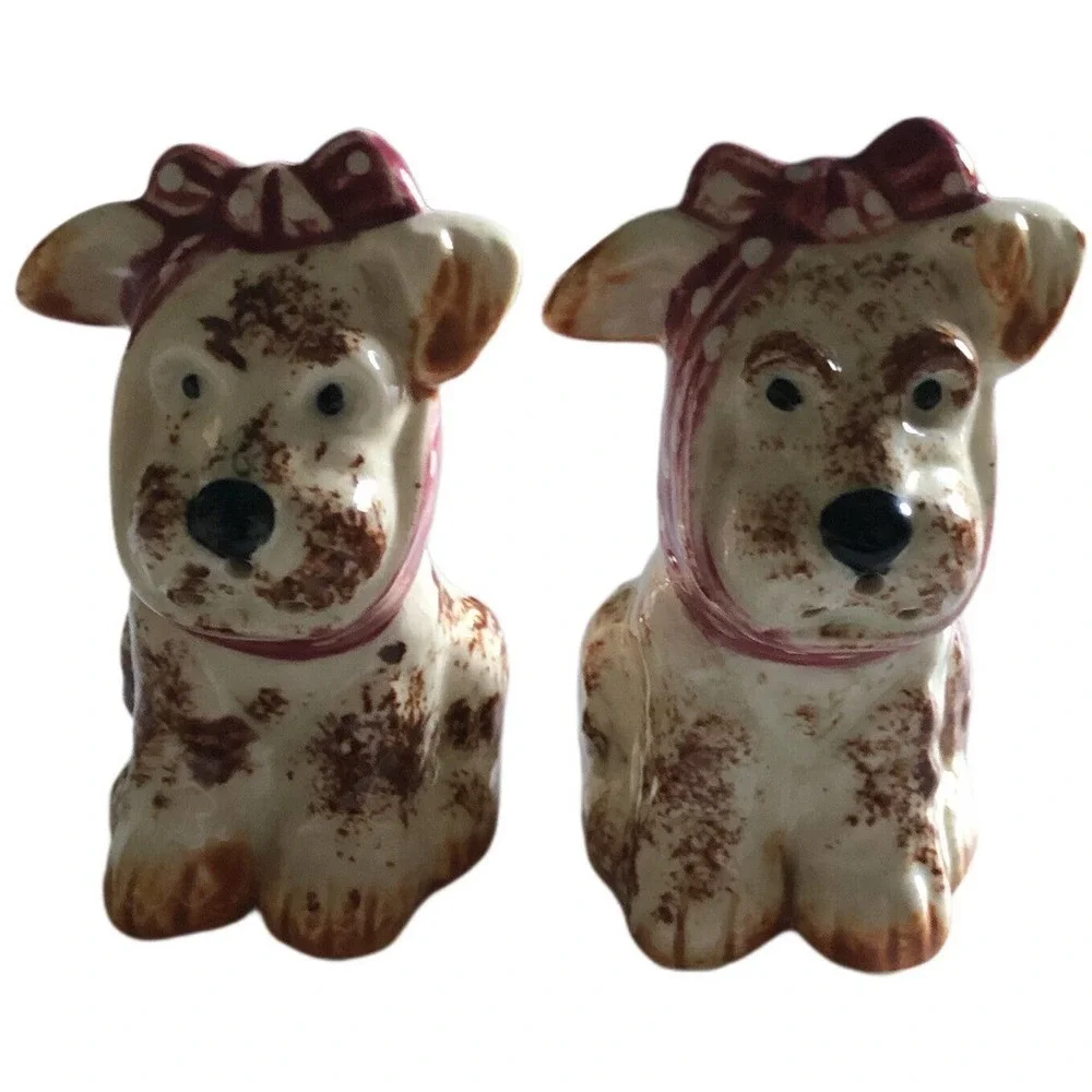 JAPANESE SPOTTED TOOTHACHE DOG RED BOW 3 5/8